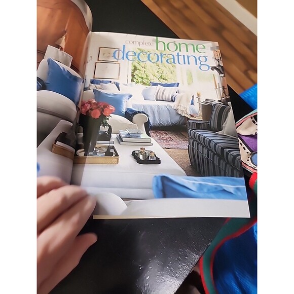 Lowes Complete Home Improvement Decorating Hardcover Book Melissa  S. Birdsong - Picture 6 of 7